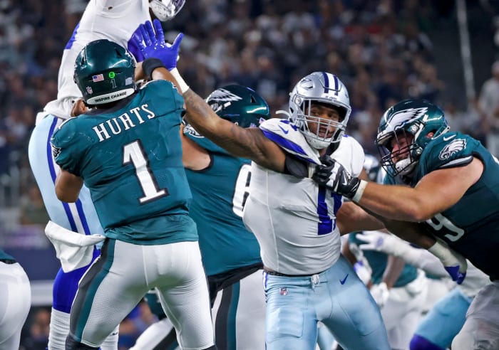 Jalen Hurts and the Philadelphia Eagles could be locked in a tight NFC East race with Micah Parsons and the Dallas Cowboys. (Kevin Jairaj/USA Today)